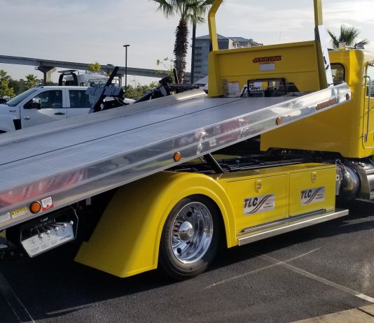 TLC Truck & Equipment Products Spotlight – PETERBILT 337 LOADED WITH JERR-DAN 22FT X 102 INCHES WIDE XLP LOW PRO CARRIER/ROLLBACK