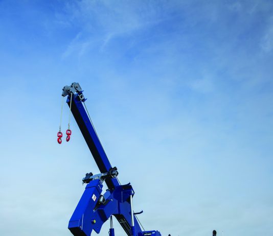 LIMITED TIME OFFER ON IN-STOCK 25-TON WRECKERS