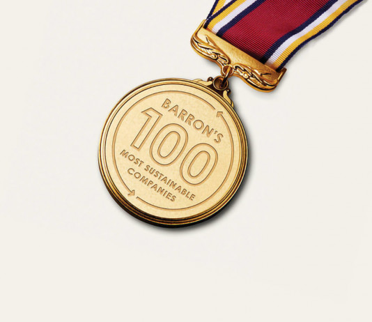 Jerr-Dan Parent Company, Oshkosh Corporation, Earns Top Honors