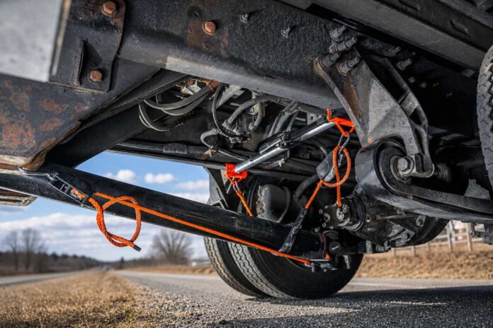 Industry News v15i6 - Zips Safeall Towing Pro