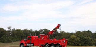 New JD35/40 Ton Rotator from Jerr-DanĀ® Expands Heavy-Duty Recovery Options