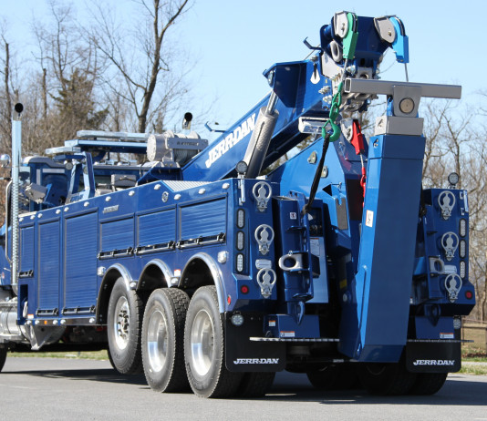 Jerr-Dan Debuts New JD60 Independent Heavy Duty Wrecker