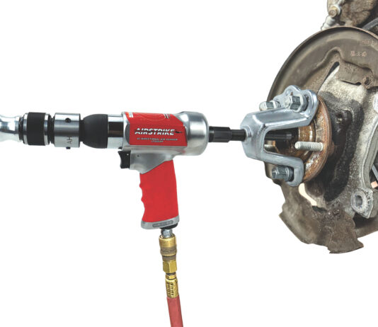 New Air Hammer Powered Hub Puller Cuts Wheel Hub Removal Time by up to 80%