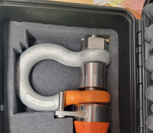Telemetry Shackles and Load Links for The Towing Industry