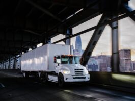 HINO TRUCKS ANNOUNCES EXCLUSIVE DISTRIBUTION AGREEMENT FOR TERN TRUCKS Volume 13 Issue 4 - Industry News - Hino